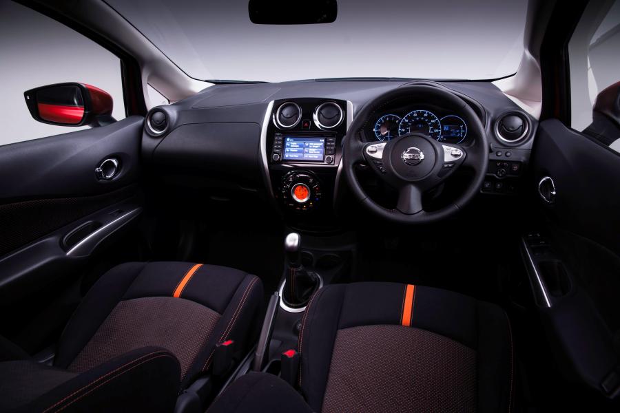  Nissan Note 2013 года  (UK) (фото 17 из 47)